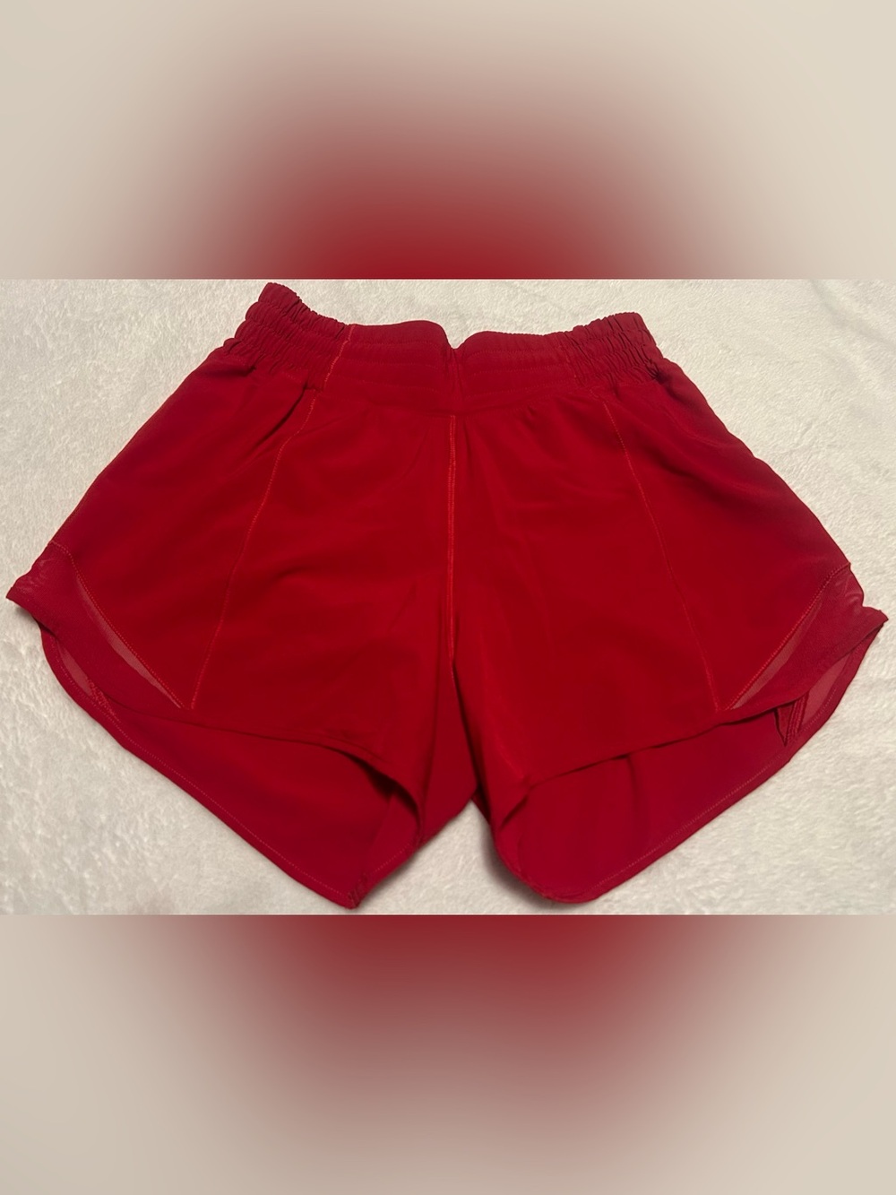 Lululemon Hotty Hot HR Shorts - Bright Red, size 0